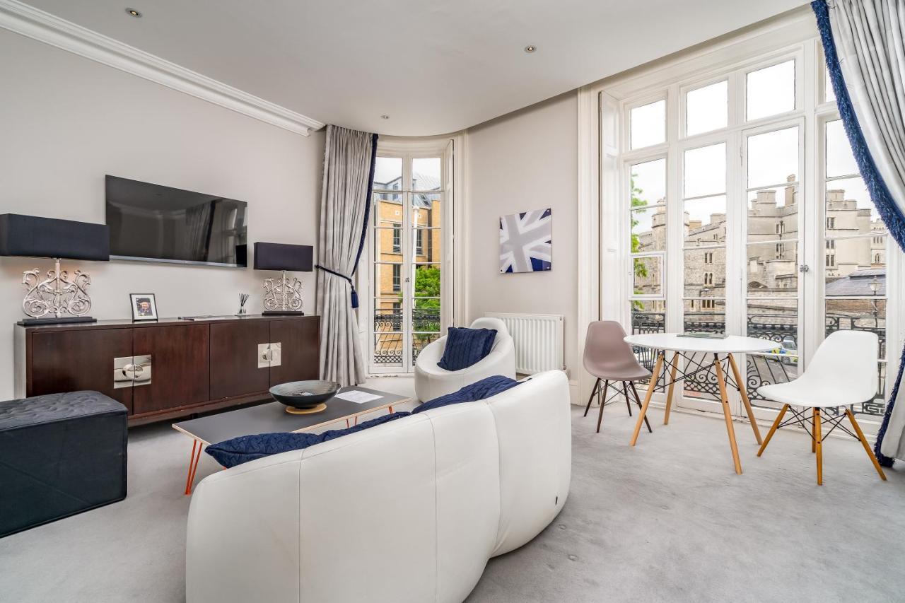 Stunning 1Bd With Castle View Apartment Windsor Exterior photo