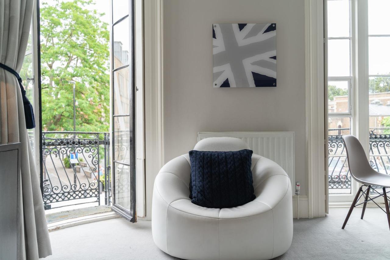 Stunning 1Bd With Castle View Apartment Windsor Exterior photo
